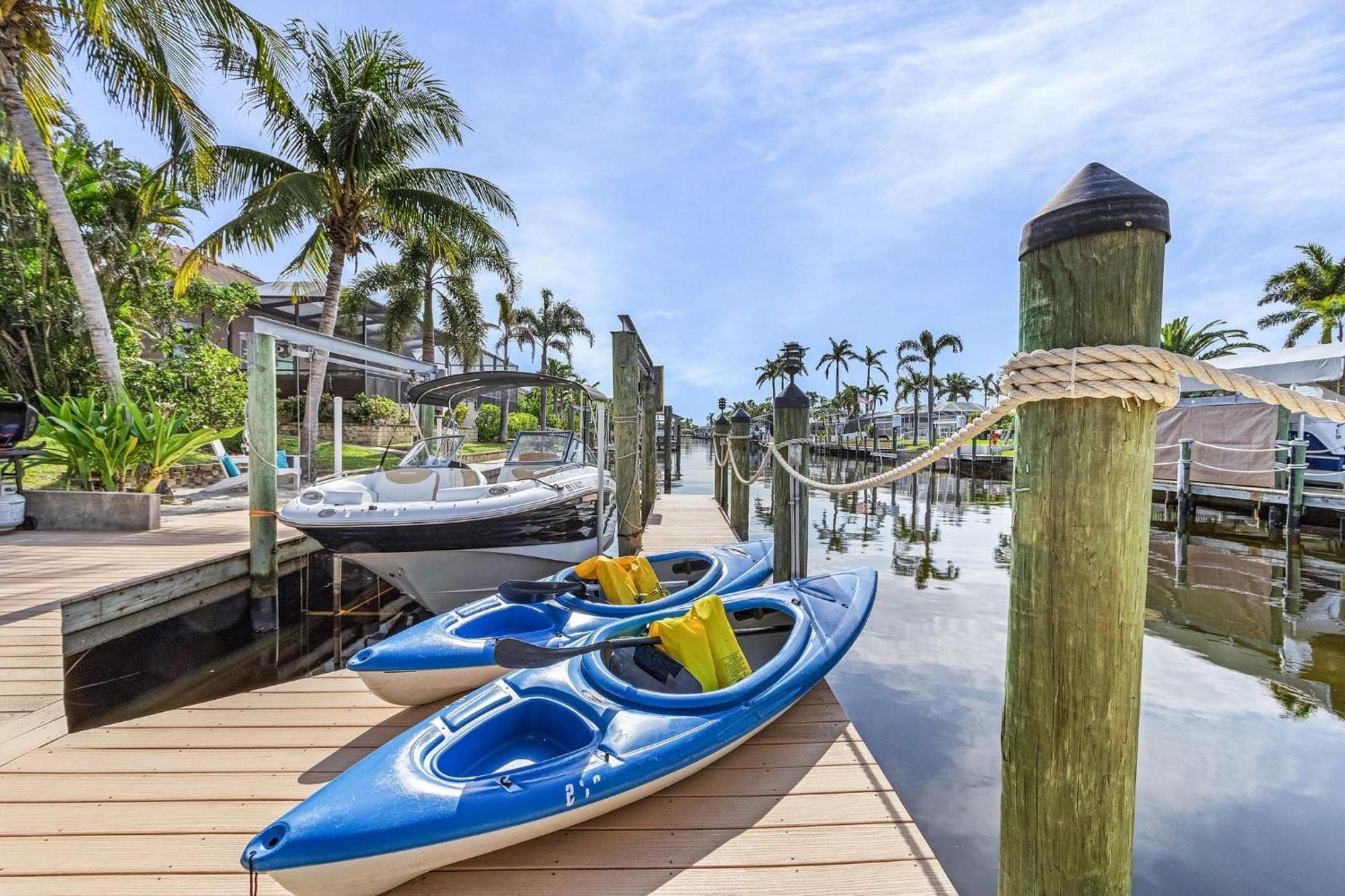 Villa Azurro, Cape Coral Exterior photo