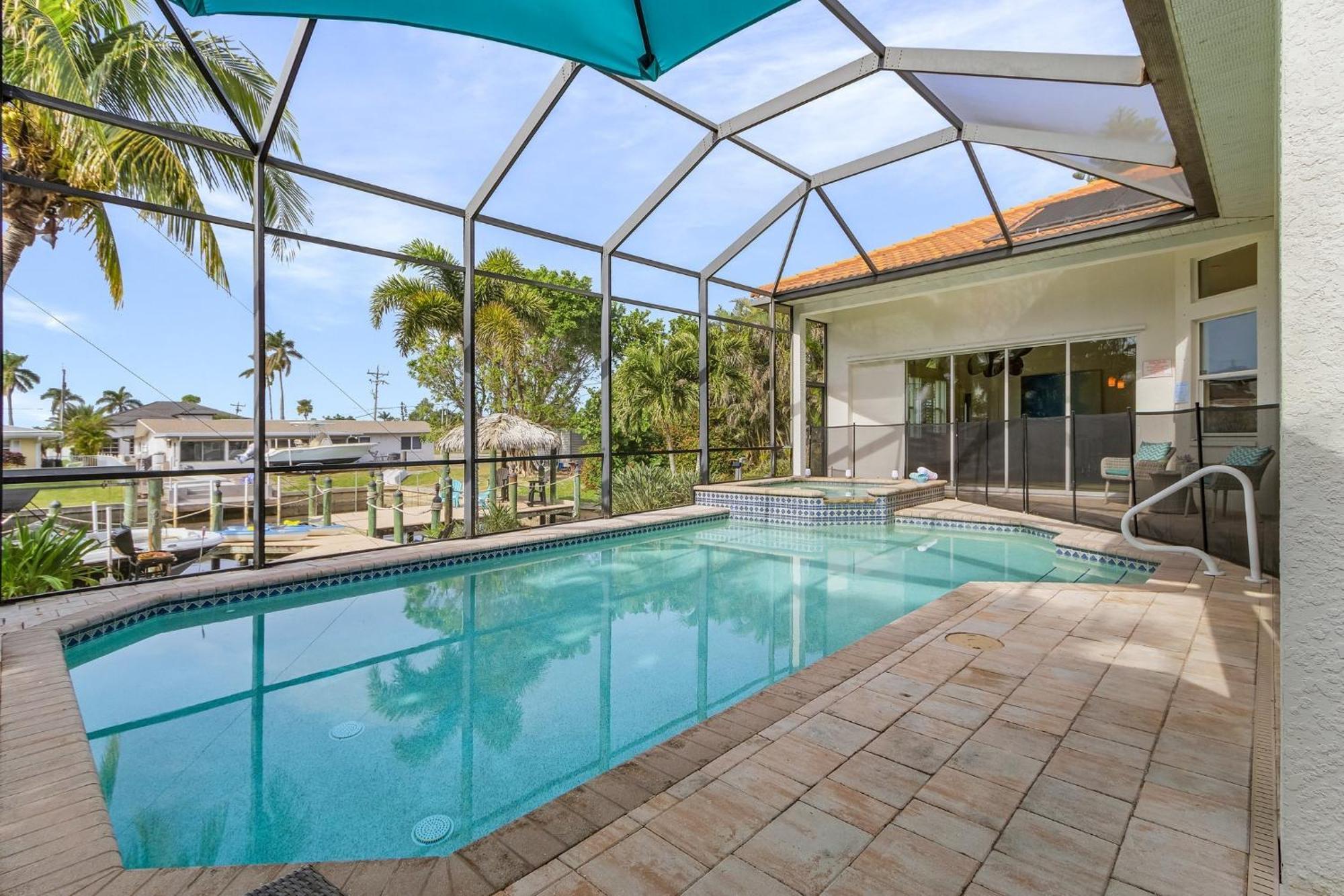 Villa Azurro, Cape Coral Exterior photo
