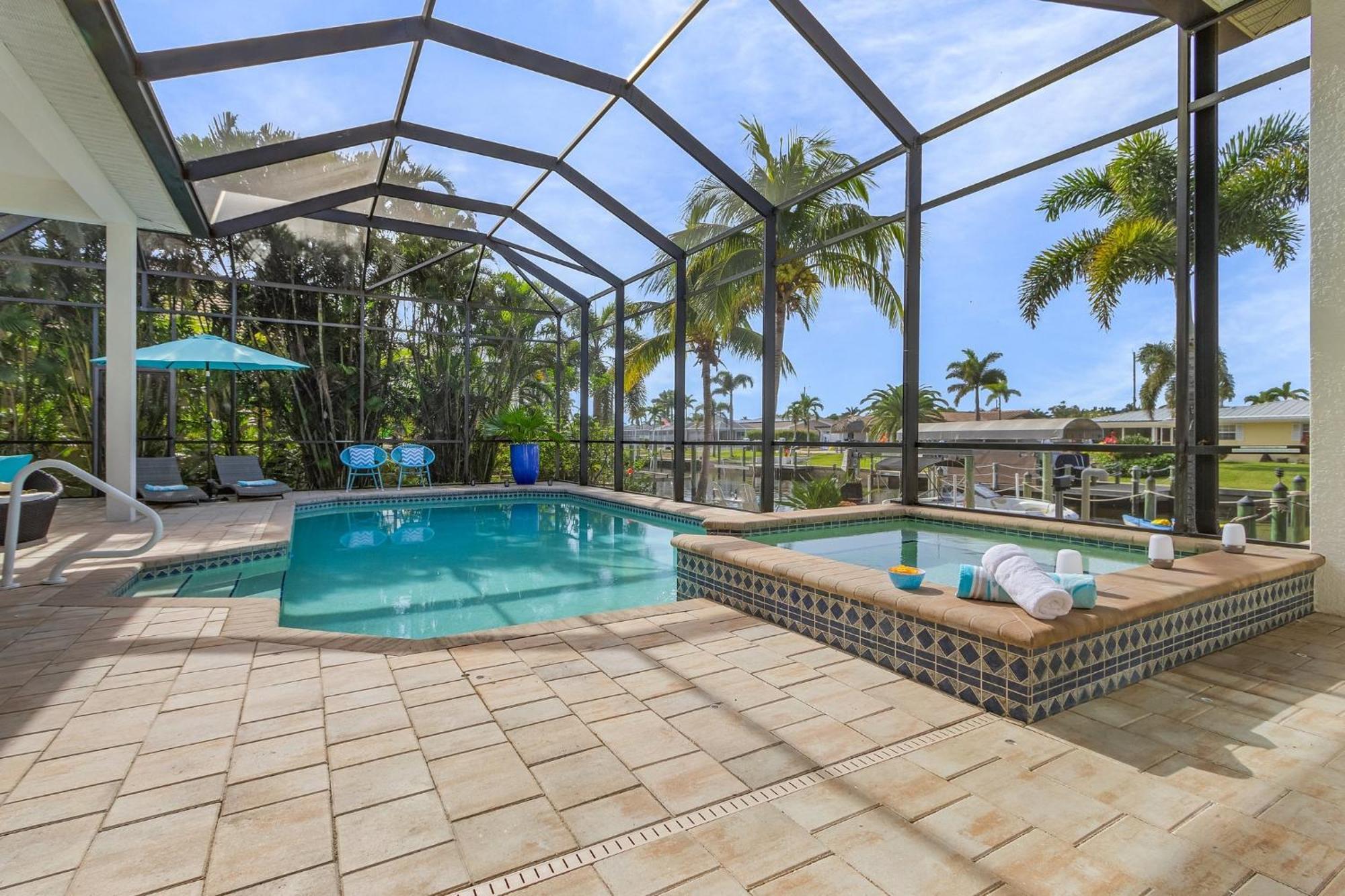 Villa Azurro, Cape Coral Exterior photo